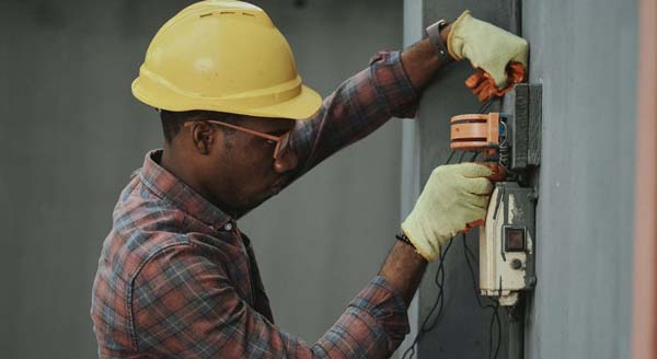 Using AI in Field Service